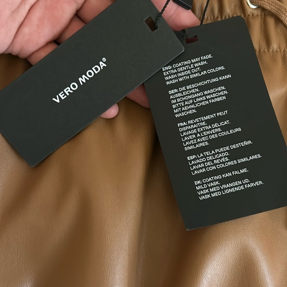 Vero Moda VMEVA MR SHORT RUFFLE SKIRT Tobacco Carmel Skirt Size XL - Picture 5 of 6